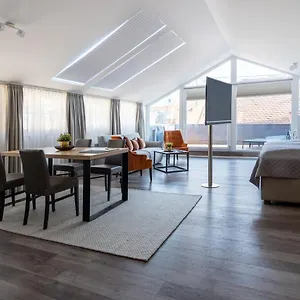 Kaiser Max Design Lägenhet