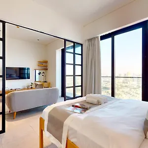 Hotel The Community