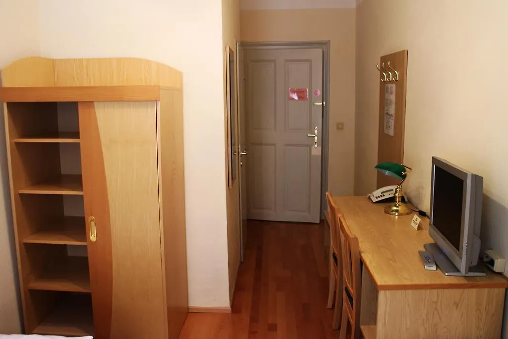Hotel Graf Stadion Vienna