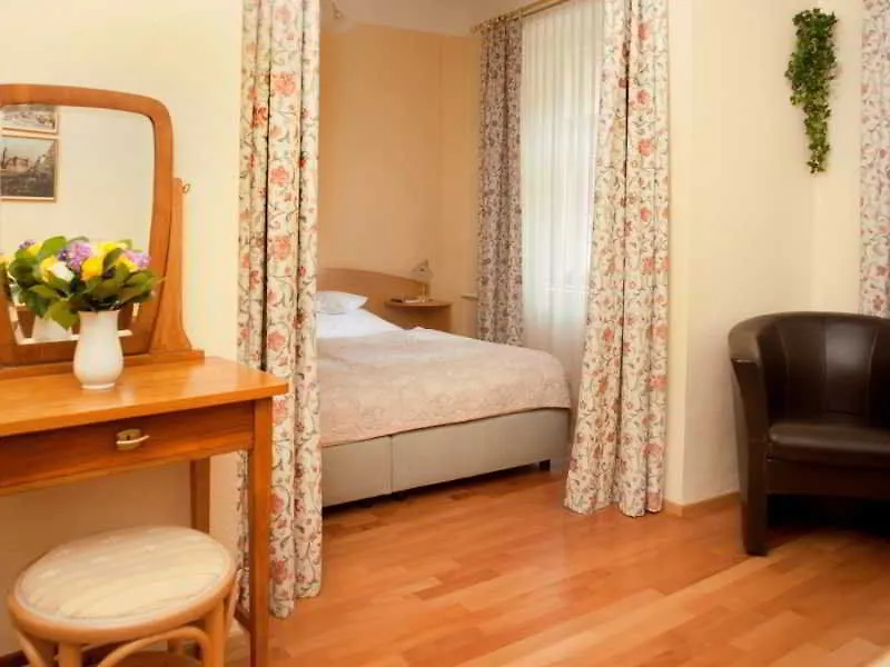 Hotel Graf Stadion Vienna