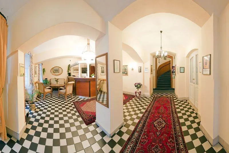 Hotel Graf Stadion Bécs